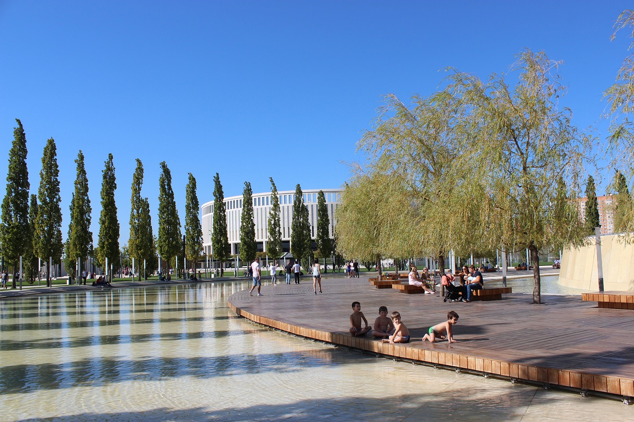 “非遗风”吹到了亚冬会 运动员扎堆打卡尽享文化盛宴.